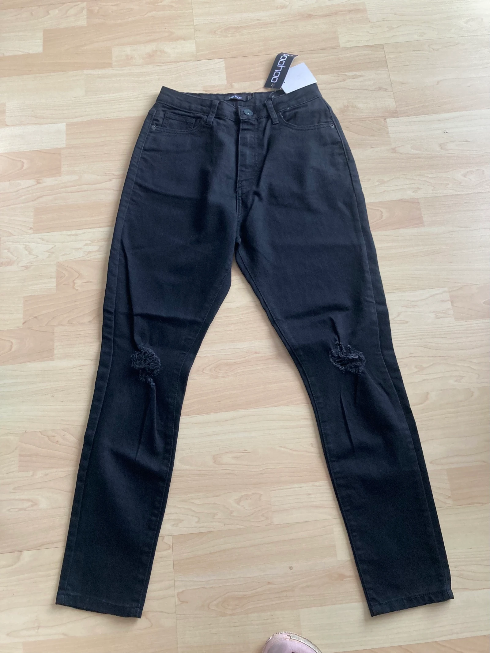 Très beau jean troué taille 36